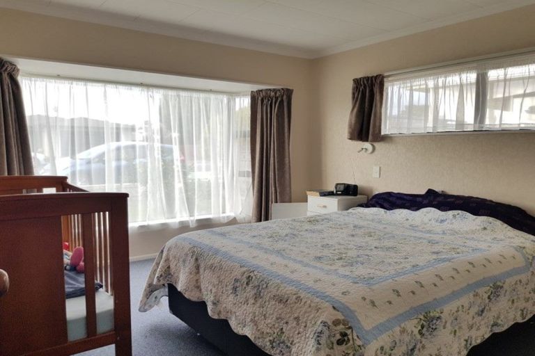 Photo of property in 28a Tukapa Street, Westown, New Plymouth, 4310