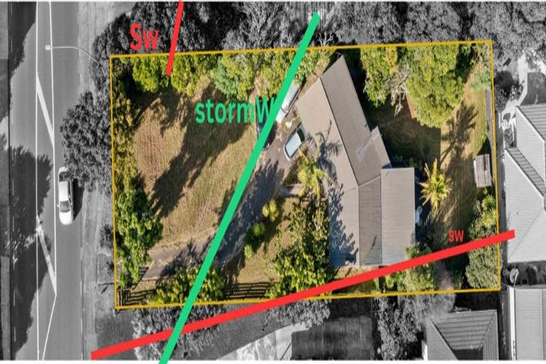 Photo of property in 140 Edmonton Road, Te Atatu South, Auckland, 0610