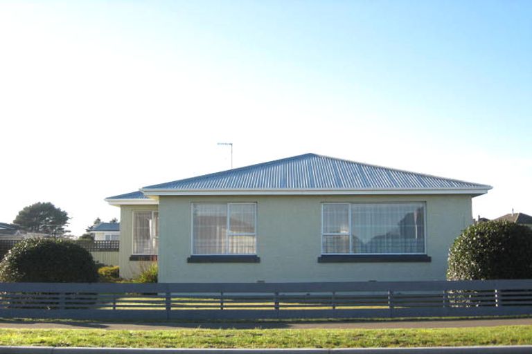 Photo of property in 1 Stirling Street, Windsor, Invercargill, 9810