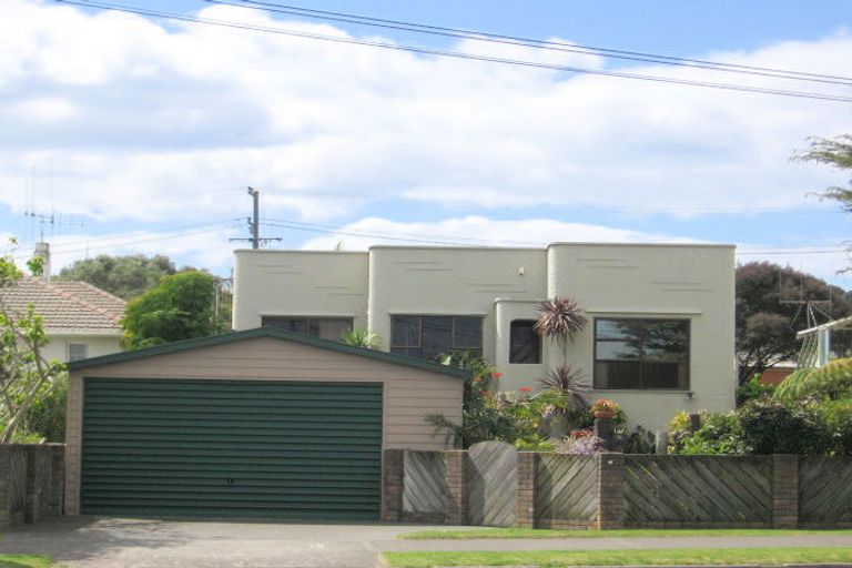Photo of property in 361 Maunganui Road, Mount Maunganui, 3116