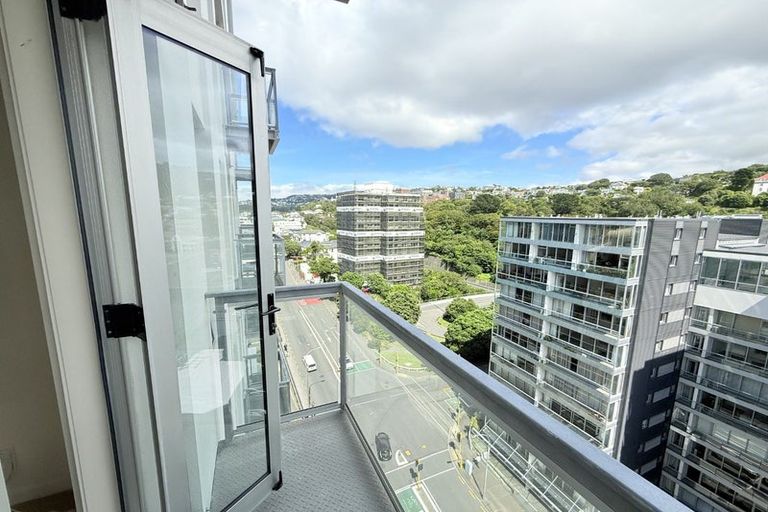 Photo of property in Terrace Heights Apartments, 13c/163 The Terrace, Wellington Central, Wellington, 6011