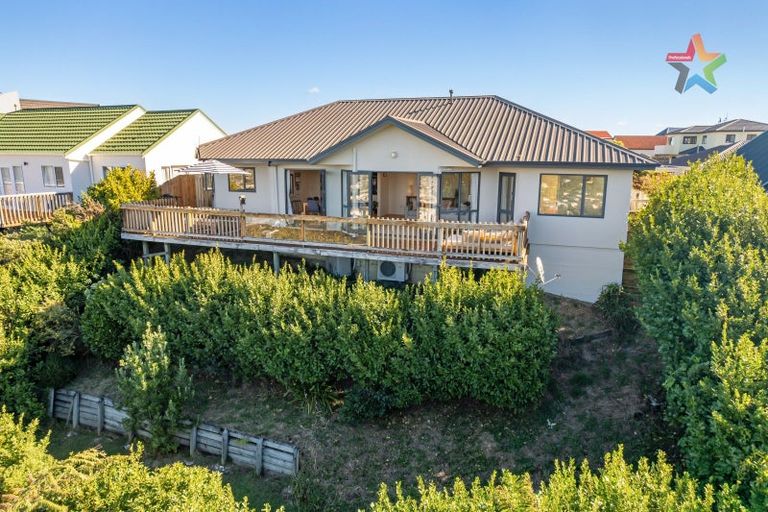 Photo of property in 87 Cypress Drive, Maungaraki, Lower Hutt, 5010