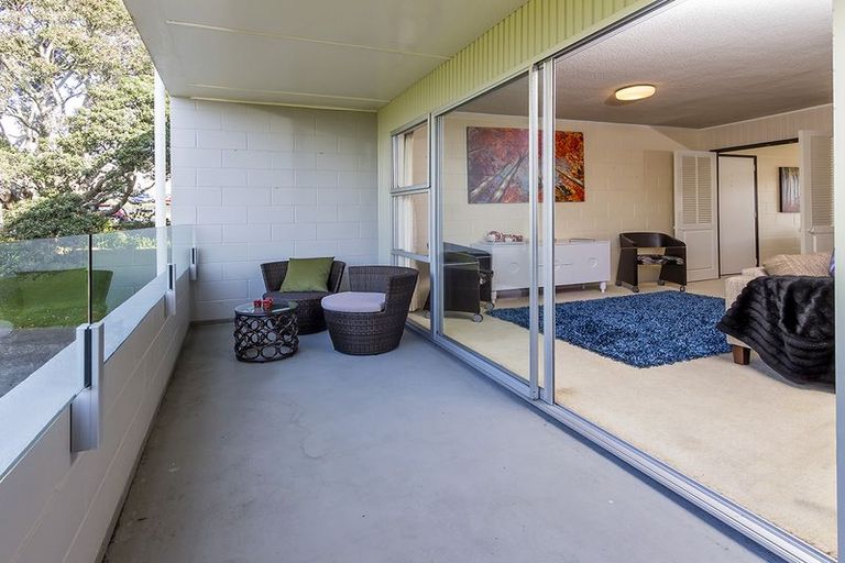 Photo of property in 3/34 Uxbridge Road, Mellons Bay, Auckland, 2014