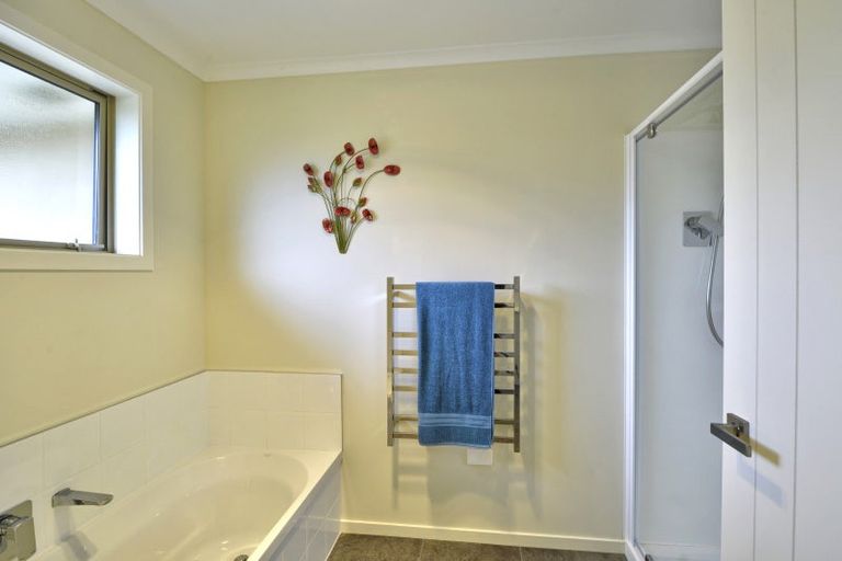 Photo of property in 24 Mill Grove, Clareville, Carterton, 5713