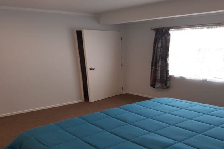 Photo of property in 784 Whangaparaoa Road, Manly, Whangaparaoa, 0930