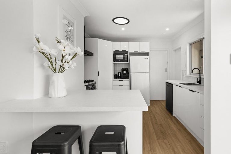 Photo of property in 35 Flanders Avenue, Onekawa, Napier, 4110