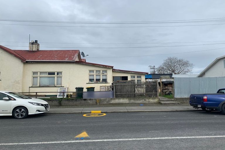 Photo of property in 16 Charlotte Street, Balclutha, 9230