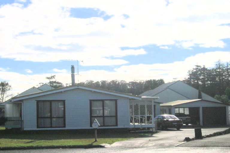 Photo of property in 19 Cobham Court, Kerikeri, 0230