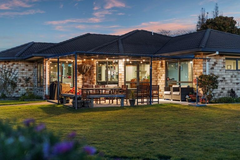 Photo of property in 7 Donelle Place, Te Puke, 3119