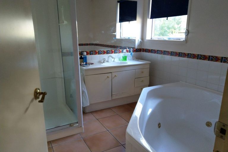 Photo of property in 65 Mcsaveneys Road, Marshland, Christchurch, 8051