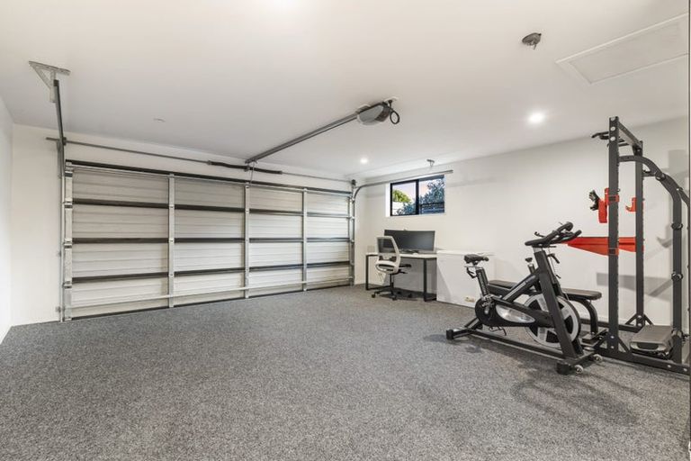 Photo of property in 71a Neil Avenue, Te Atatu Peninsula, Auckland, 0610