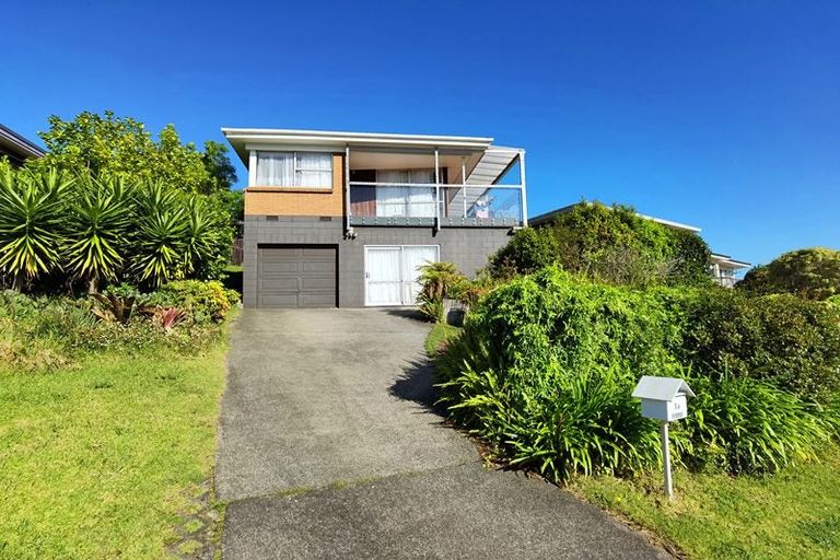 Photo of property in 36 Haseler Crescent, Howick, Auckland, 2014