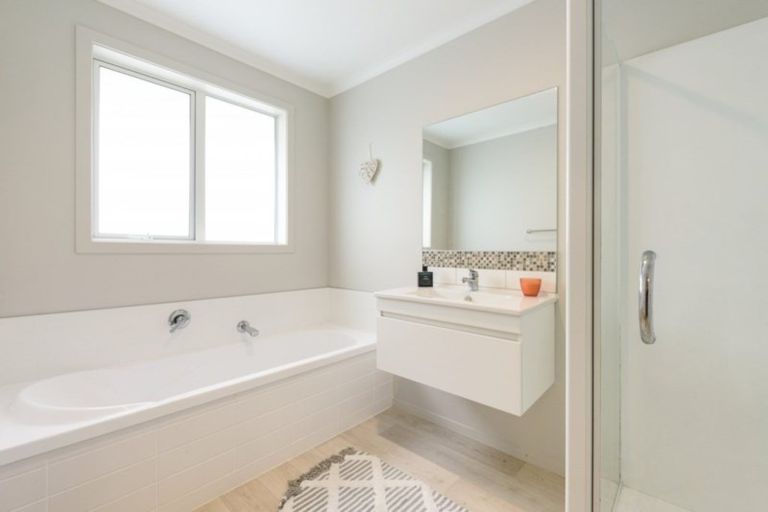 Photo of property in 3 Ibis Way, Welcome Bay, Tauranga, 3112