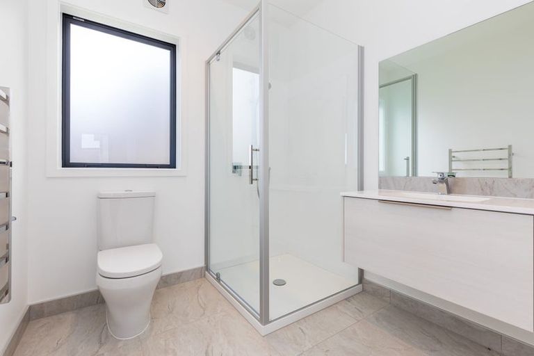 Photo of property in 9 Kumukumu Road, Long Bay, Auckland, 0630