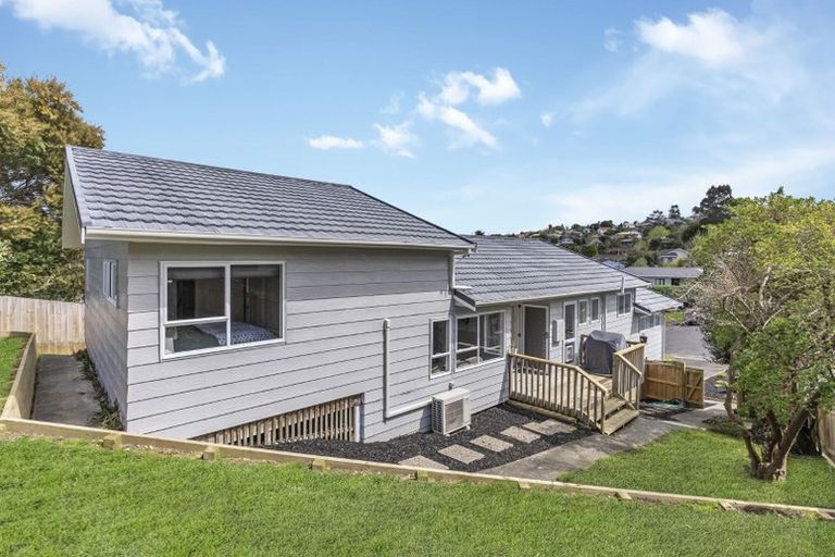 Photo of property in 9 Atlantis Place, Totara Vale, Auckland, 0629