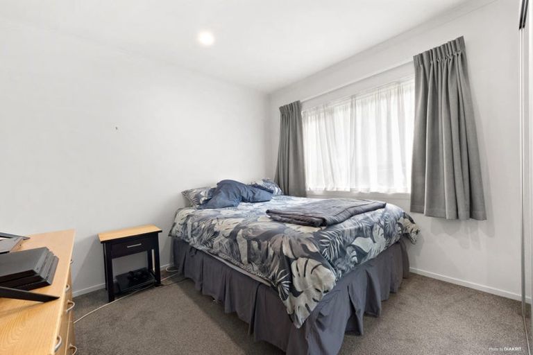 Photo of property in 51a Oreil Avenue, West Harbour, Auckland, 0618