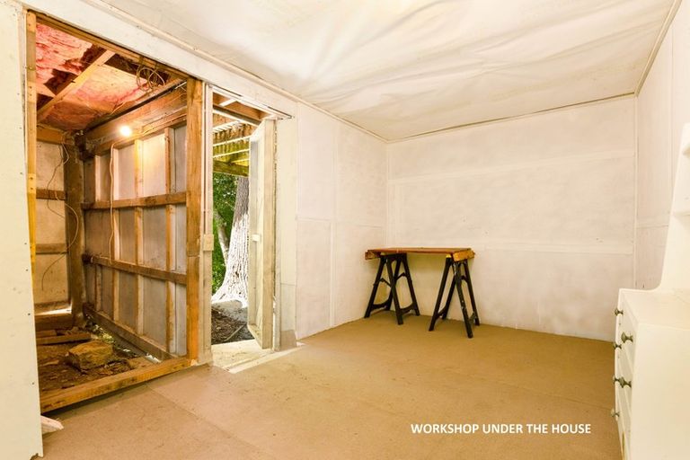 Photo of property in 1/43 Sabulite Road, Kelston, Auckland, 0602