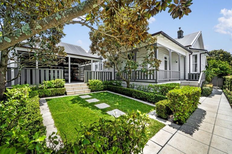 Photo of property in 30 Ohinerau Street, Remuera, Auckland, 1050