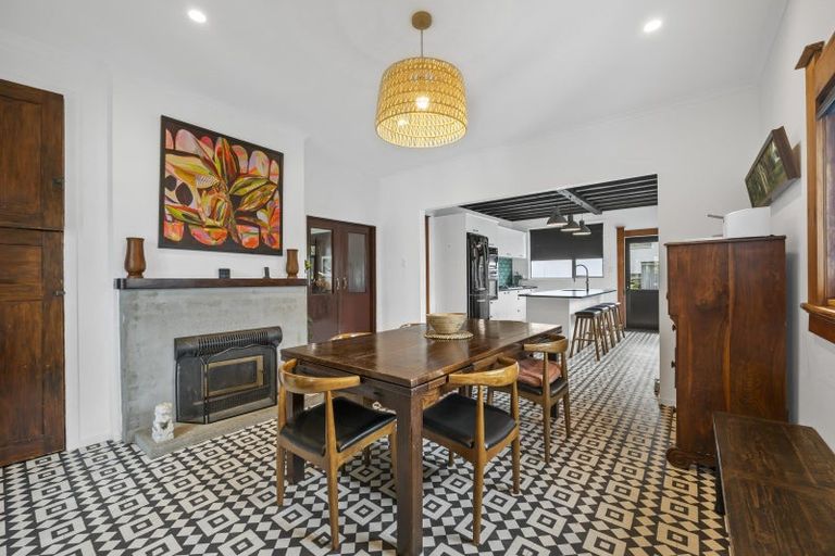 Photo of property in 33 Fitzroy Road, Fitzroy, New Plymouth, 4312