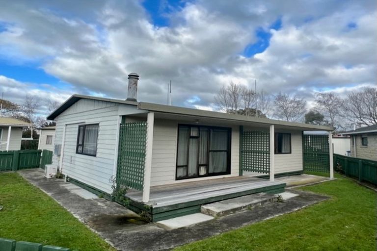 Photo of property in 1d Wakelin Street, Carterton, 5713