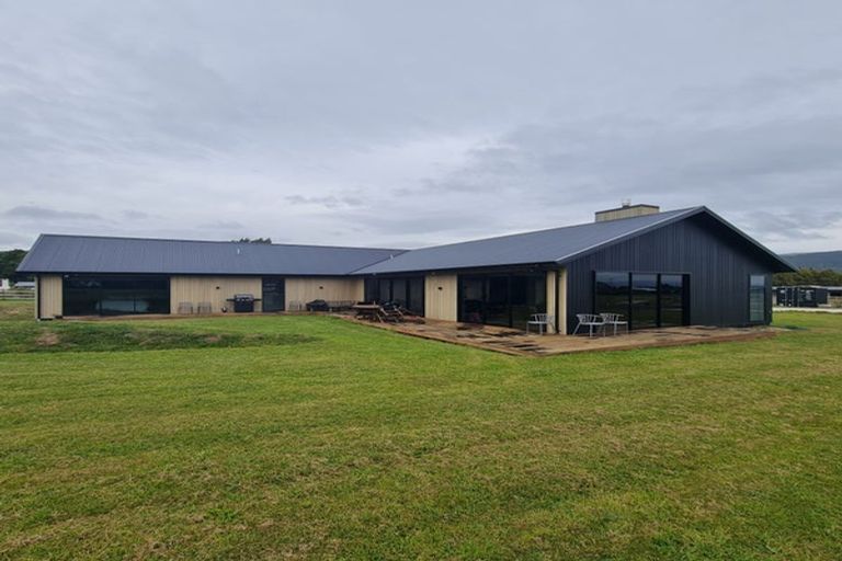 Photo of property in 7 Ribbonwood Lane, Kinloch, Taupo, 3377
