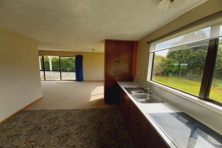 Photo of property in 66 Clifden Highway, Tuatapere, 9691