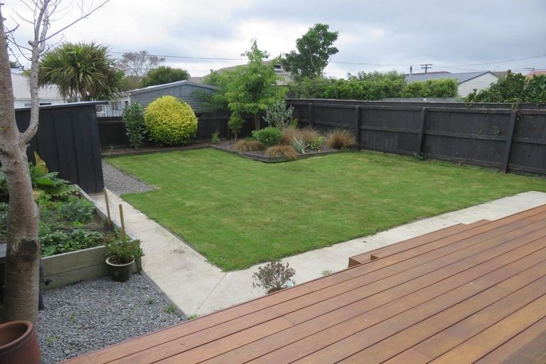 Photo of property in 19a Montague Street, Alicetown, Lower Hutt, 5010