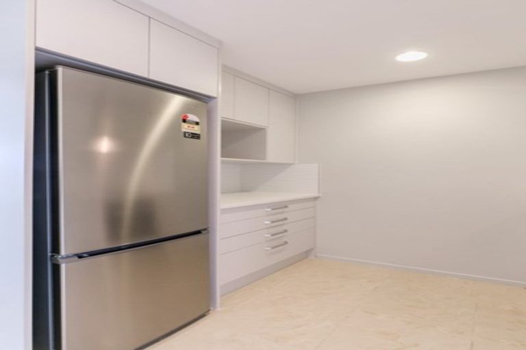 Photo of property in 164w Harbour Village Drive, Gulf Harbour, Whangaparaoa, 0930