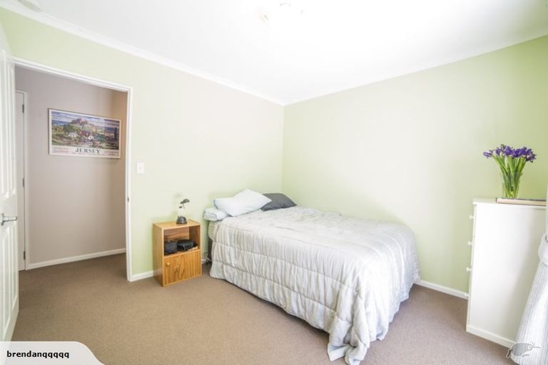 Photo of property in 3 Scarlet Lane, Redwood, Christchurch, 8051