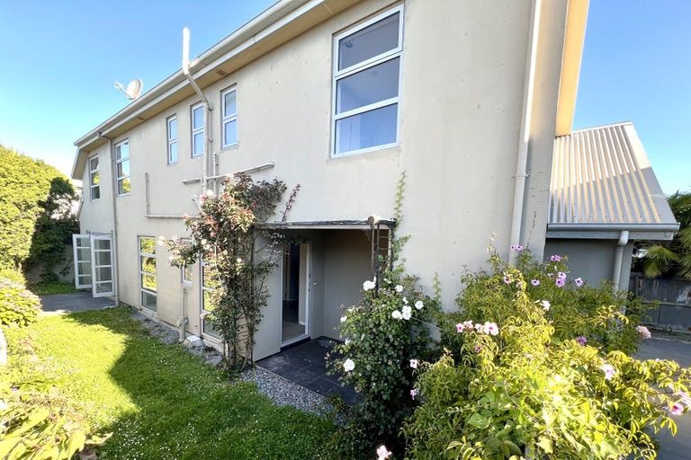 Photo of property in 112 Sherborne Street, St Albans, Christchurch, 8014