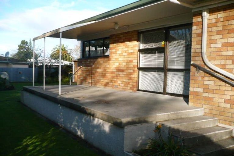 Photo of property in 16a Bledisloe Court, Pukekohe, 2120