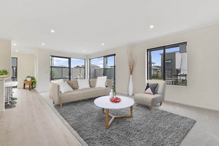 Photo of property in 9 Vincent Mcgrath Crescent, Swanson, Auckland, 0614