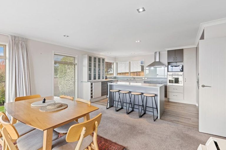 Photo of property in 4 Swanton Drive, Huntsbury, Christchurch, 8022