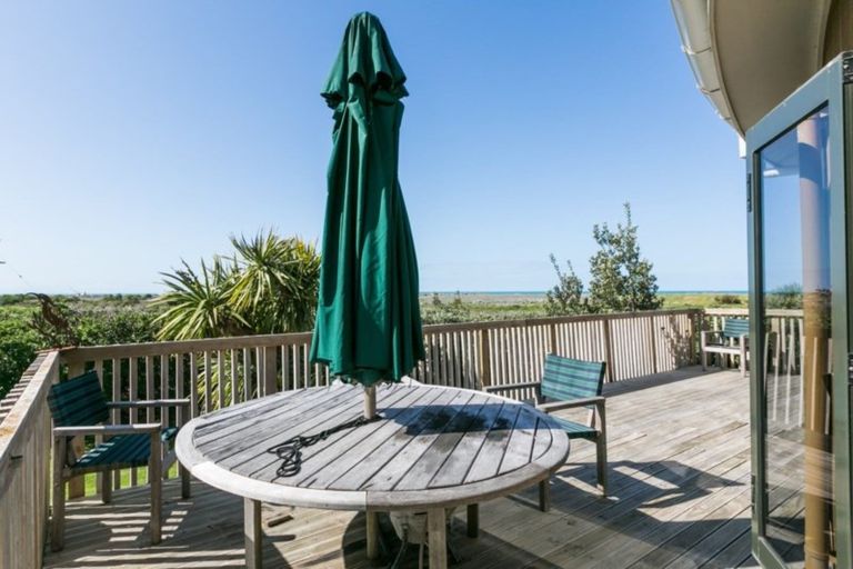 Photo of property in 17 Bell Street, Clive, 4102