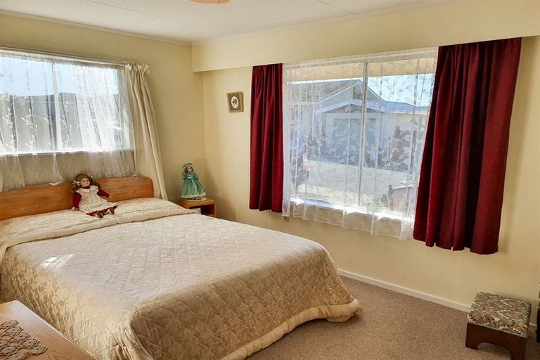 Photo of property in 16 Browns Avenue, Waimate, 7924