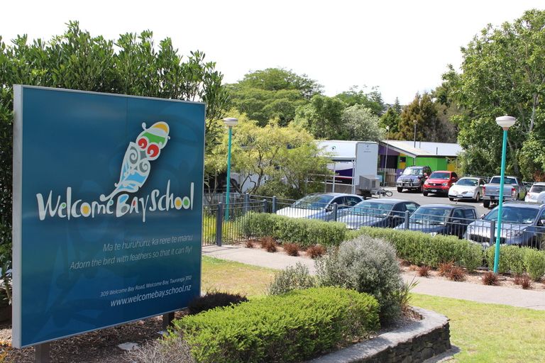 Photo of property in 19 Sunnybrooke Close, Welcome Bay, Tauranga, 3112