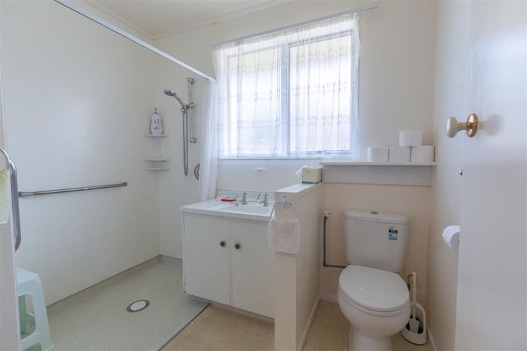 Photo of property in 10a Churchill Place, Waimate, 7924