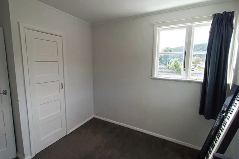 Photo of property in 227 Naenae Road, Naenae, Lower Hutt, 5011