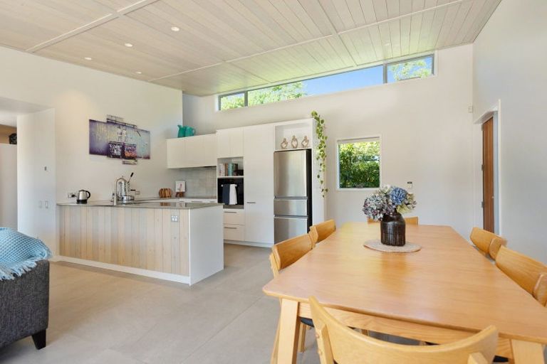 Photo of property in 29a Greenaway Road, Waikanae, 5036