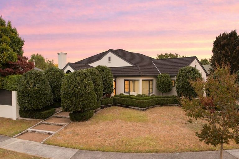 Photo of property in 28 Keswick Crescent, Huntington, Hamilton, 3210