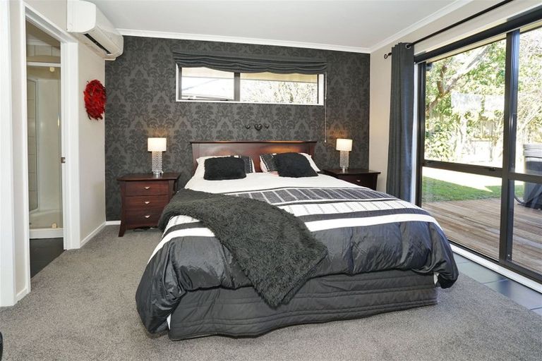 Photo of property in 49 Tuirangi Street, Flagstaff, Hamilton, 3210