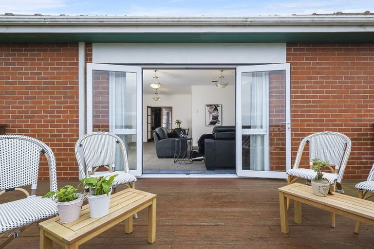 Photo of property in 79 Middleton Road, Kew, Dunedin, 9012