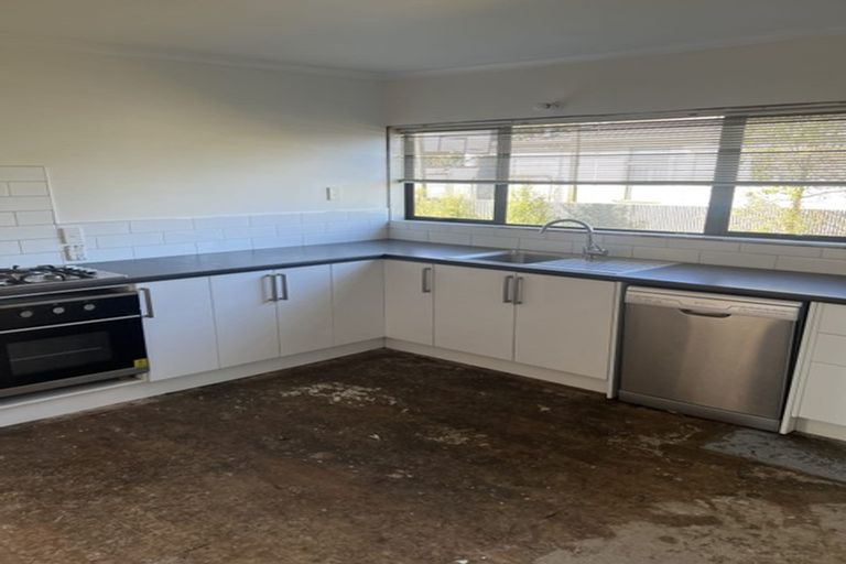 Photo of property in 28 Cridland Street West, Kaiapoi, 7630