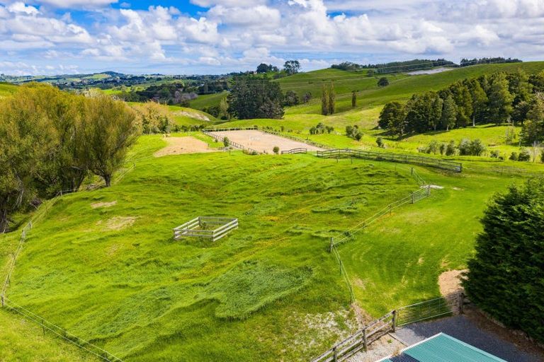 Photo of property in 209 Doctors Hill Road, Maungaturoto, 0588