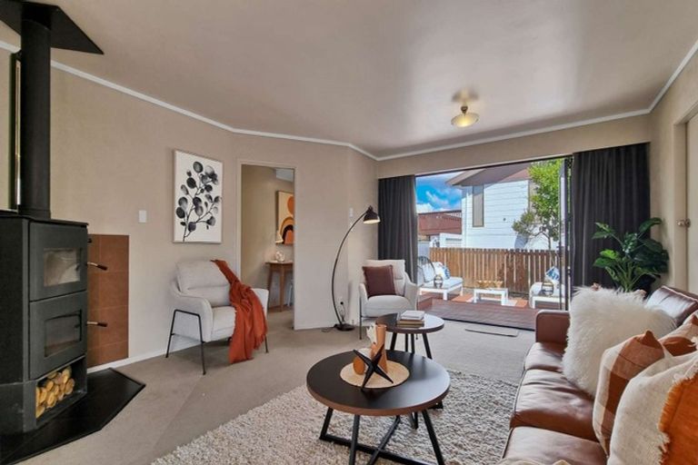 Photo of property in 4 Thackeray Place, Owhata, Rotorua, 3010