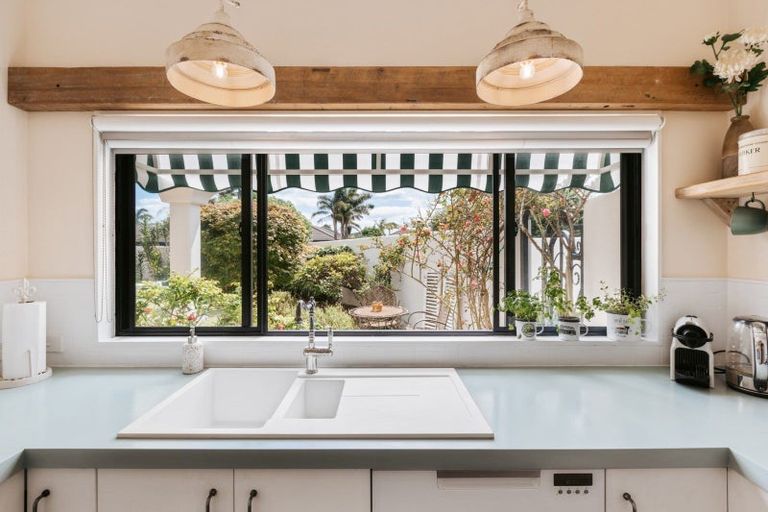 Photo of property in 54 Oreti Crescent, Papamoa Beach, Papamoa, 3118