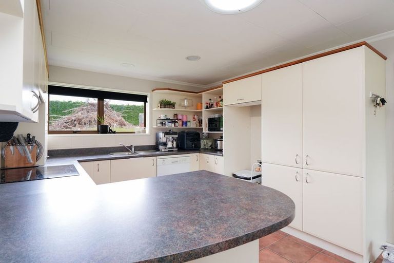 Photo of property in 73 Flora Road East, Makarewa, Invercargill, 9876