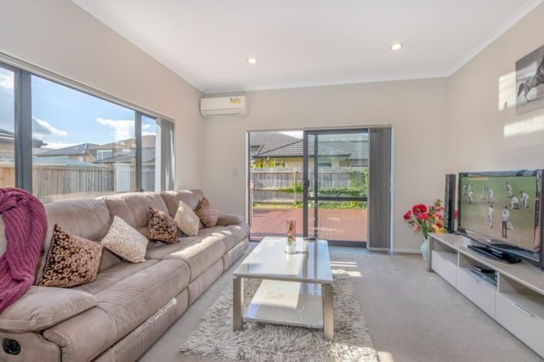 Photo of property in 14 Aster Place, Flat Bush, Auckland, 2019
