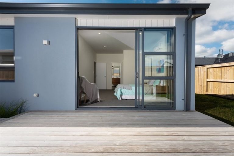 Photo of property in 26 Knightia Drive, Papamoa Beach, Papamoa, 3118