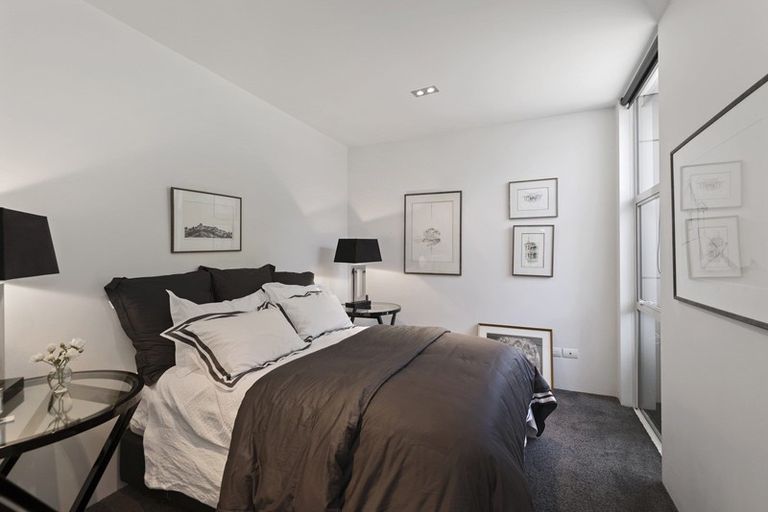 Photo of property in 57 Rossall Street, Merivale, Christchurch, 8014